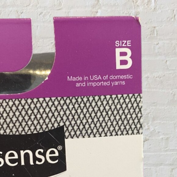 HOSIERY BUNDLE -- 2 Pair, West Loop (1), No Nonsense (1), Tulle, Fishnet - Picture 5 of 7